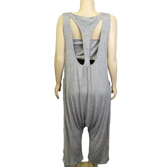 Women's Solid Color Gray Boho  Cropped Jumpsuit - Picture 4 of 8